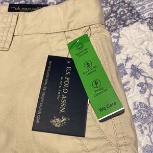 Brand New With Tags US Polo men’s size 32 inch waist cargo shorts.